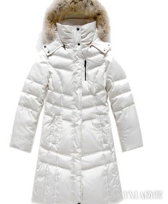 【圖】為你介紹羽絨棉的優(yōu)缺點 3點區(qū)別教你分辨衣服材質_羽絨棉的優(yōu)缺點_伊秀服飾網|yxlady.com